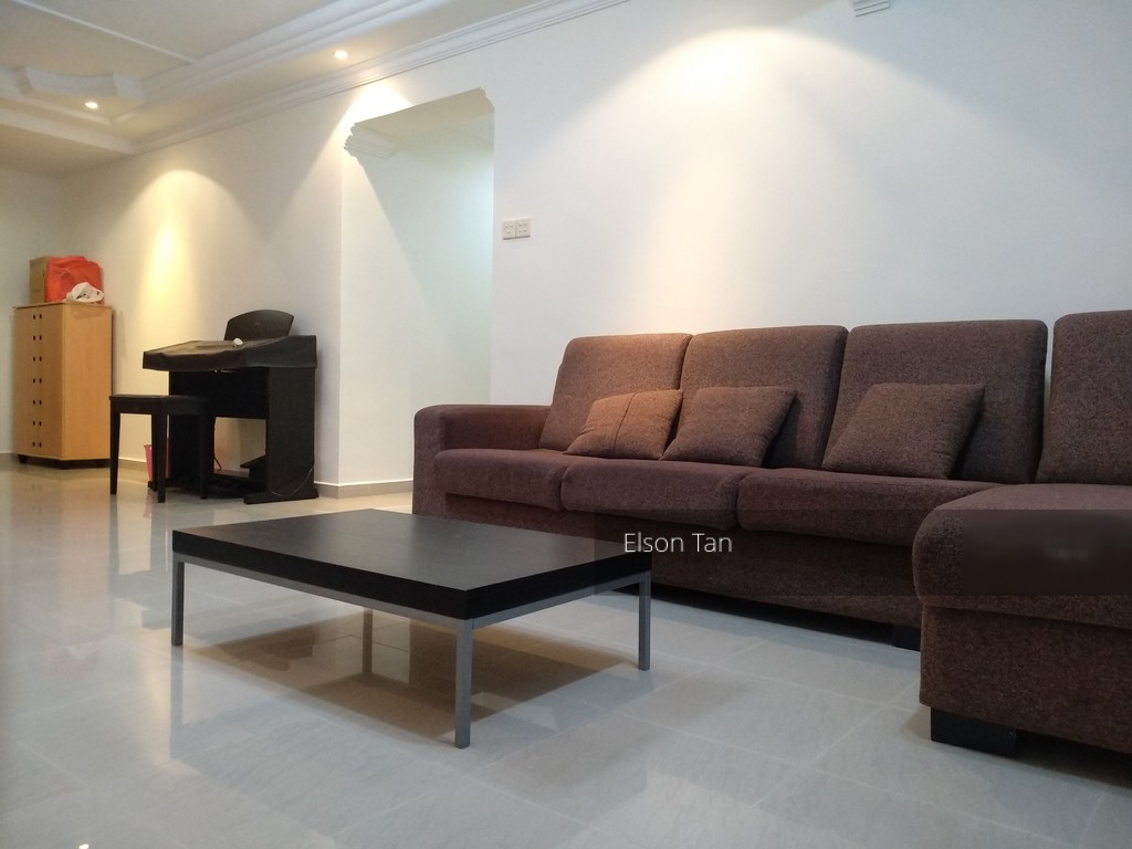 Blk 698D Hougang Street 52 (Hougang), HDB Executive #153693842